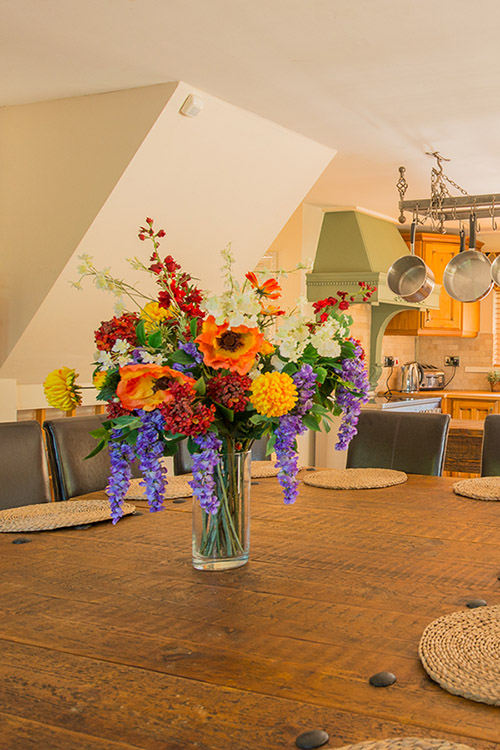 Hafod Lodge dining and kitchen area